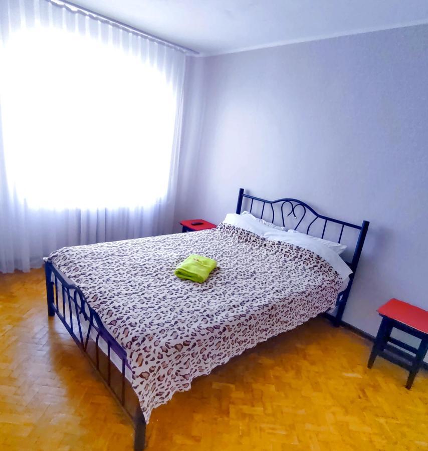 Apartment Κισινάου Εξωτερικό φωτογραφία